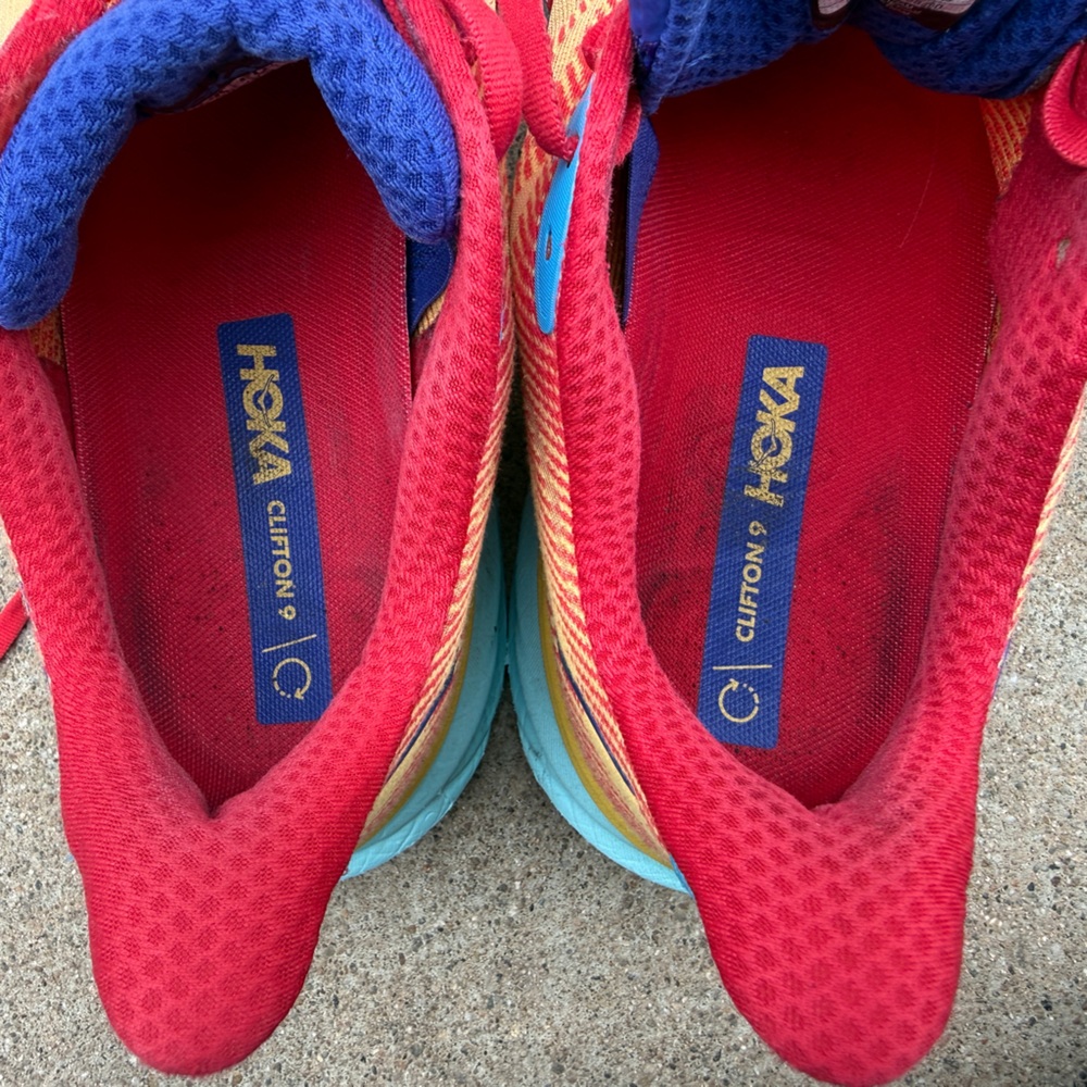 Hoka Clifton 9 Cerise/Cloudless Running Shoes - Picture 4 of 8